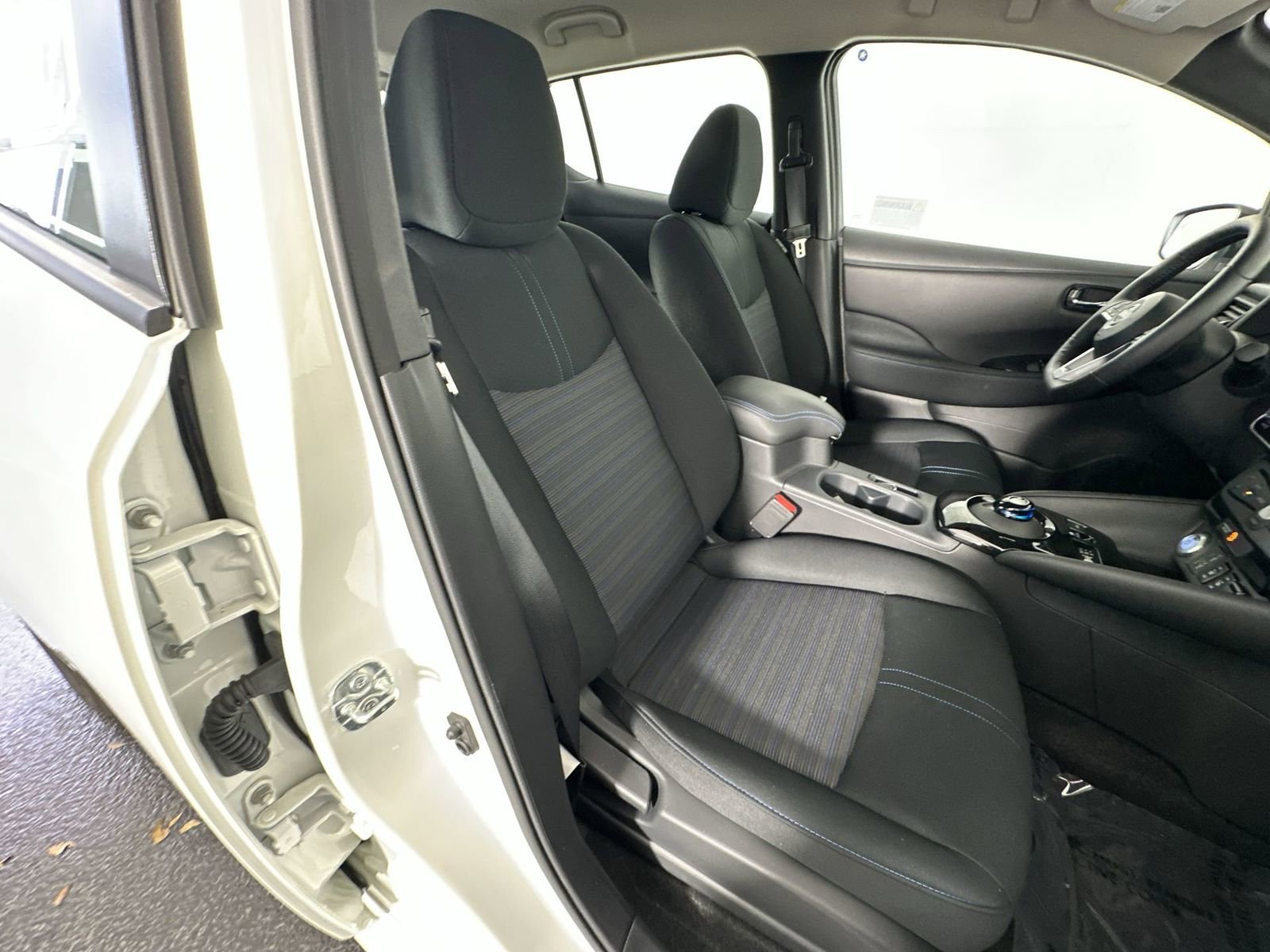 New 2025 Nissan Leaf SV Plus FWD image 27