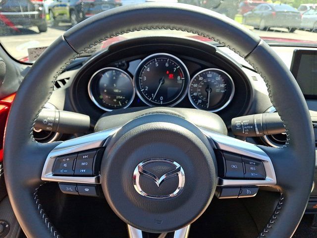 Used 2025 MAZDA MX-5 Miata Grand Touring RWD image 23