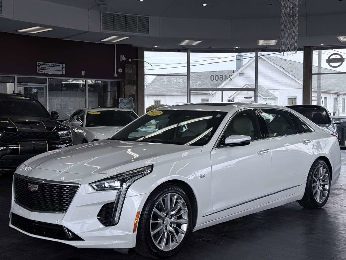 Used 2020 Cadillac CT6 Luxury image 2