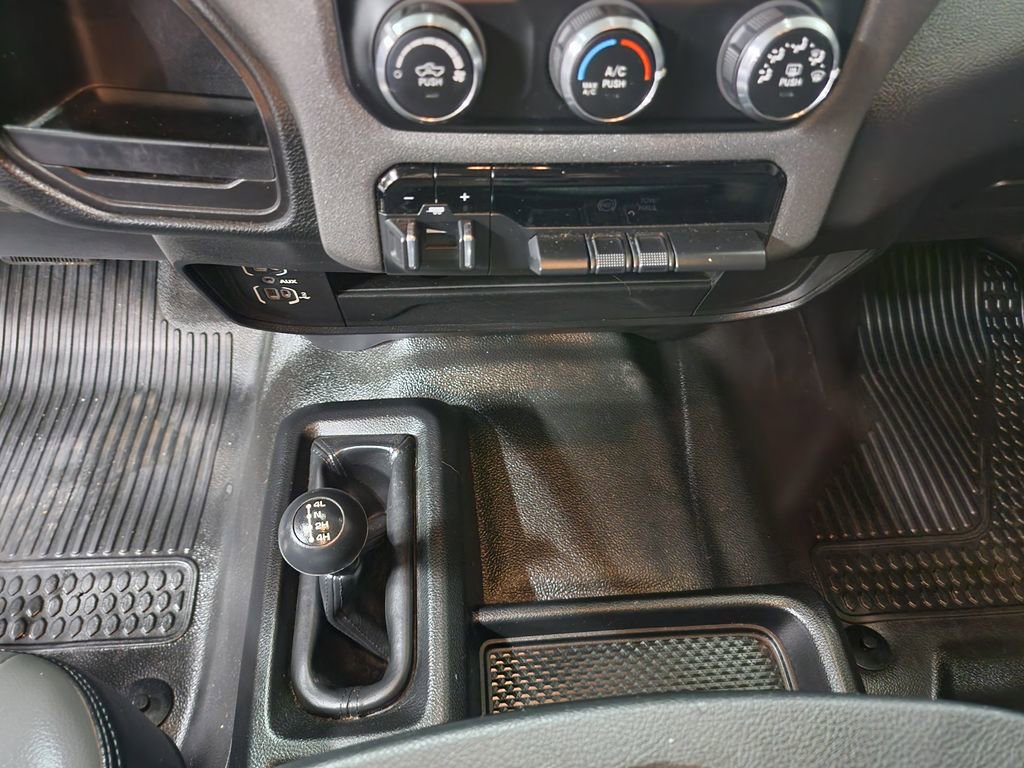 Used 2019 RAM 3500 Tradesman w/ Chrome Appearance Group image 20