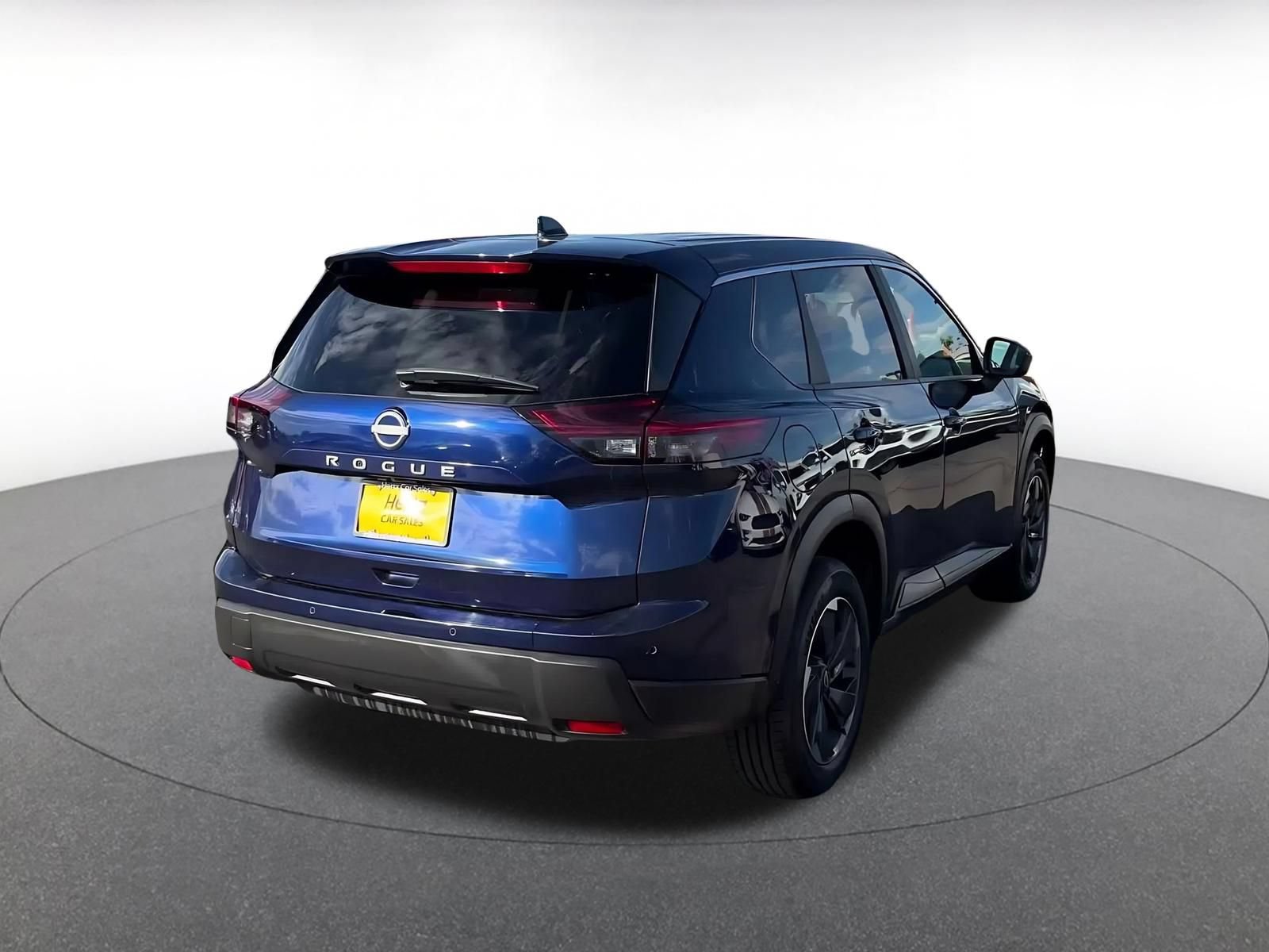 Used 2025 Nissan Rogue SV FWD image 13