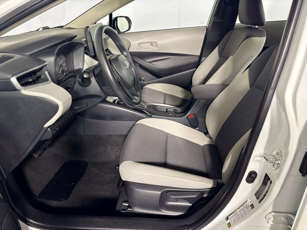 Used 2023 Toyota Corolla LE image 11