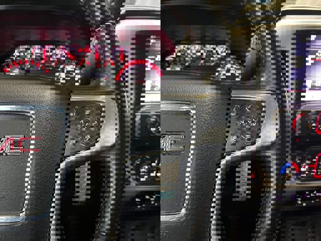 Used 2015 GMC Sierra 2500 SLT w/ Duramax Plus Package image 18