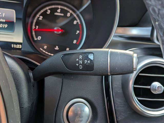 Used 2018 Mercedes-Benz GLC 300 4MATIC image 12