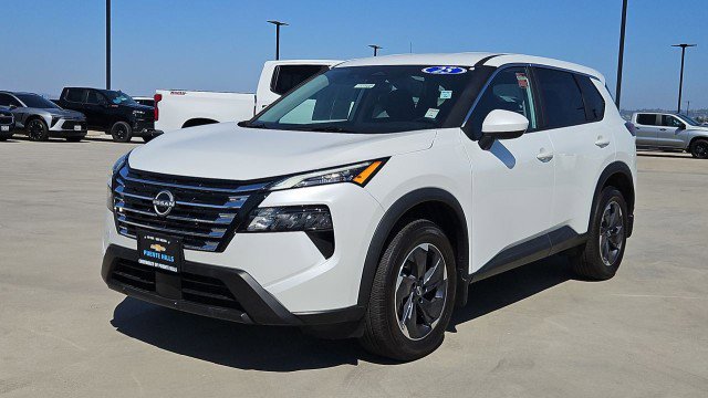 Used 2025 Nissan Rogue SV