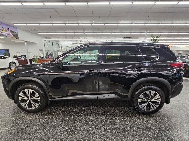 Used 2021 Nissan Rogue SV FWD image 8