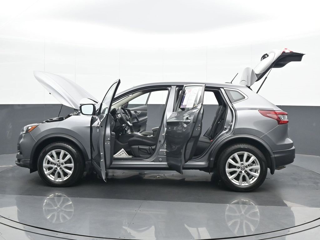 Used 2022 Nissan Rogue Sport S image 27