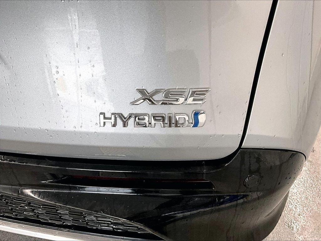 Used 2021 Toyota Sienna XSE w/ XSE Plus Package AWD/4WD image 28