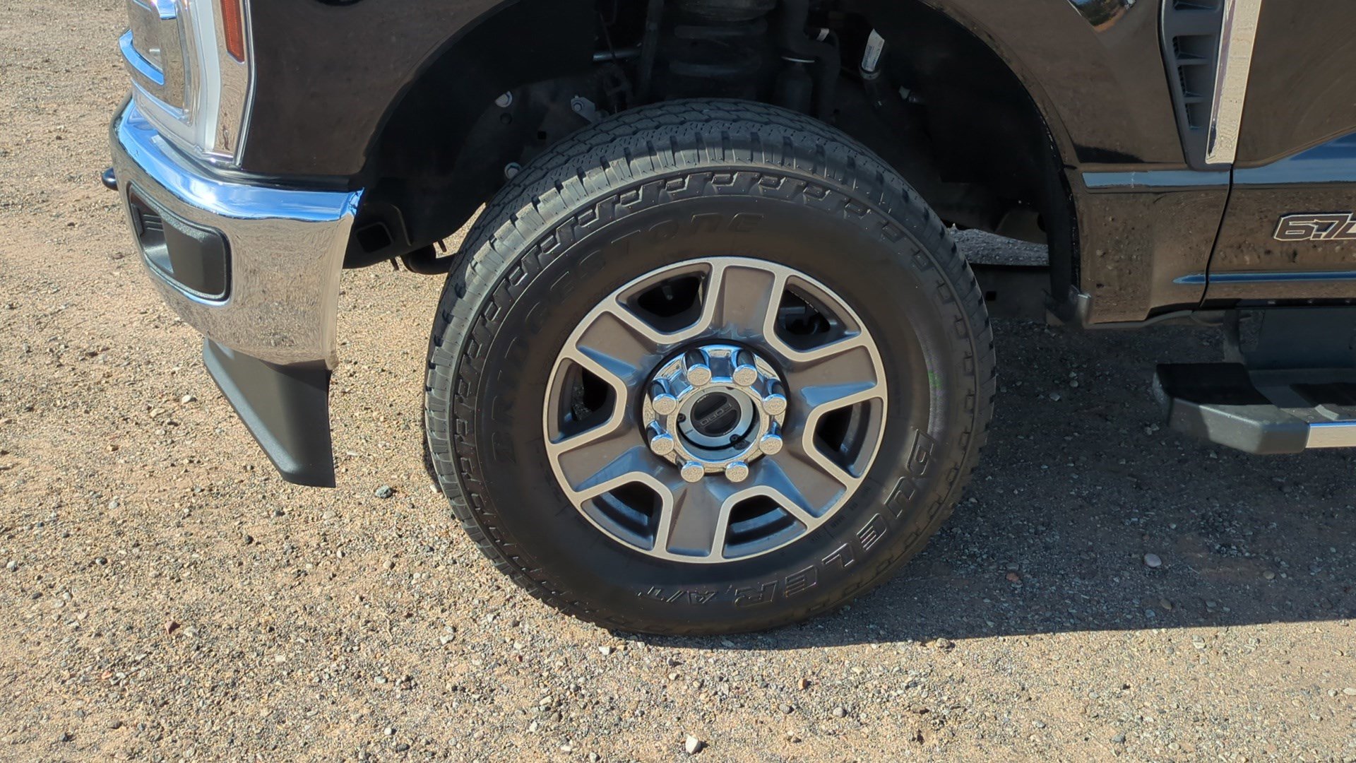 Used 2024 Ford F350 Lariat image 11