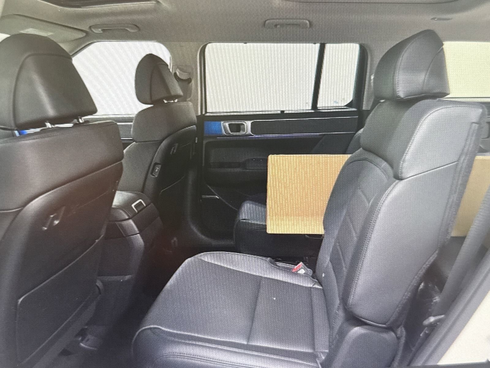 Used 2026 Hyundai Santa Fe Limited AWD/4WD image 7