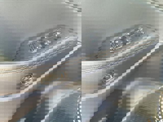 New 2026 Jeep Cherokee Limited image 32