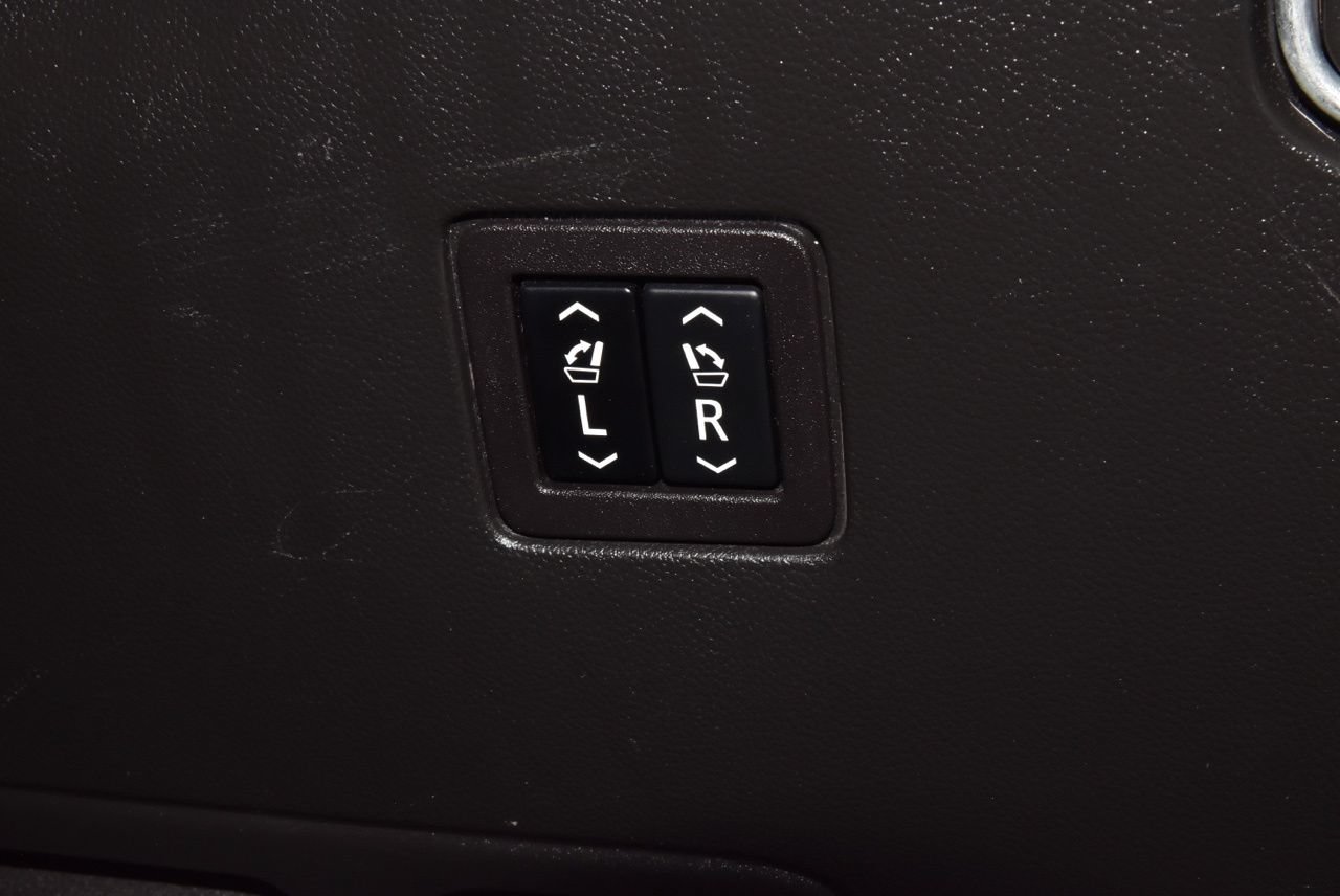 Used 2019 Chevrolet Traverse High Country AWD/4WD image 39