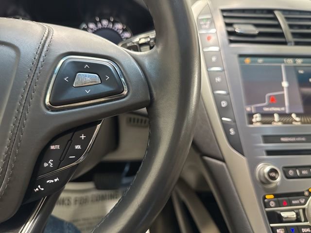 Used 2019 Lincoln MKZ Reserve image 17