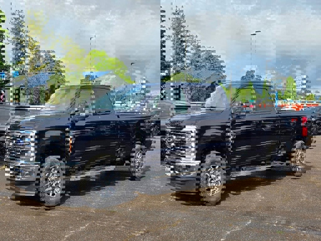 New 2025 Ford F350 Lariat w/ FX4 Off-Road Package image 1