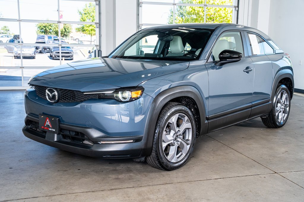 Used 2022 MAZDA MX-30 Electric w/ Premium Package image 11