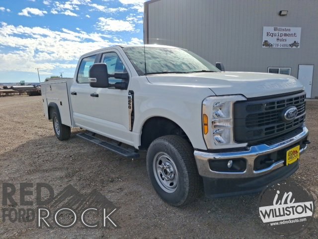 New 2025 Ford F250 XL w/ XL Chrome Package