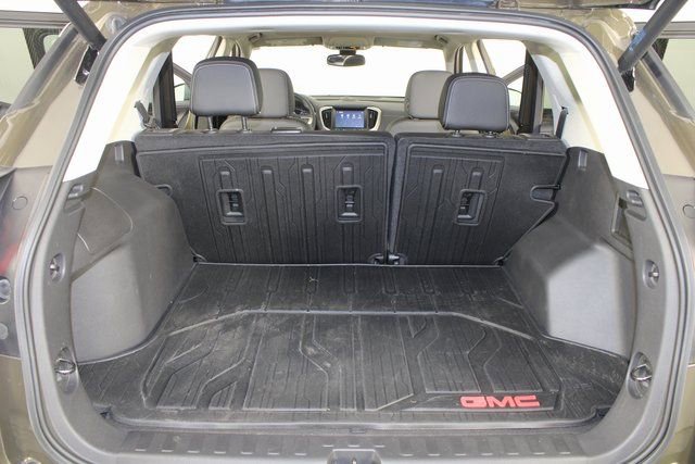 Used 2023 GMC Terrain Denali w/ Denali Premium Package image 23