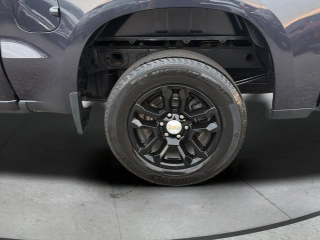 Used 2023 Chevrolet Silverado 1500 LT AWD/4WD image 31