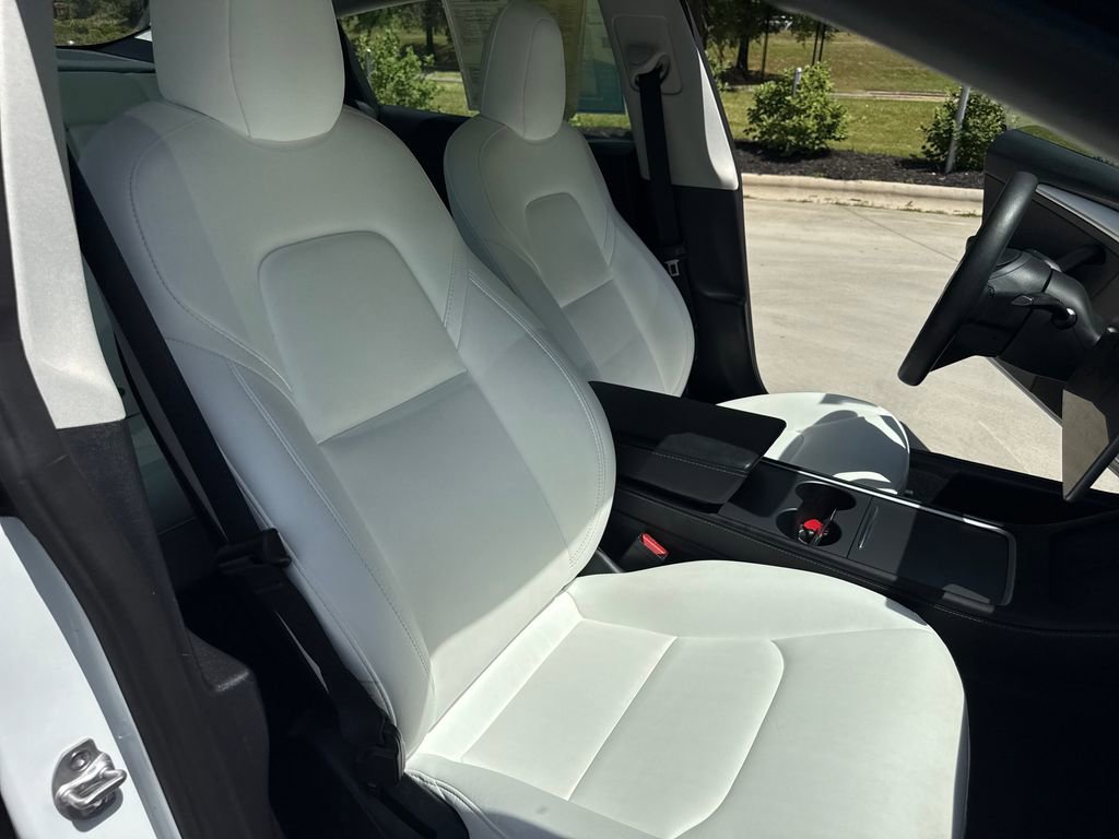 Used 2022 Tesla Model 3 Long Range AWD/4WD image 33