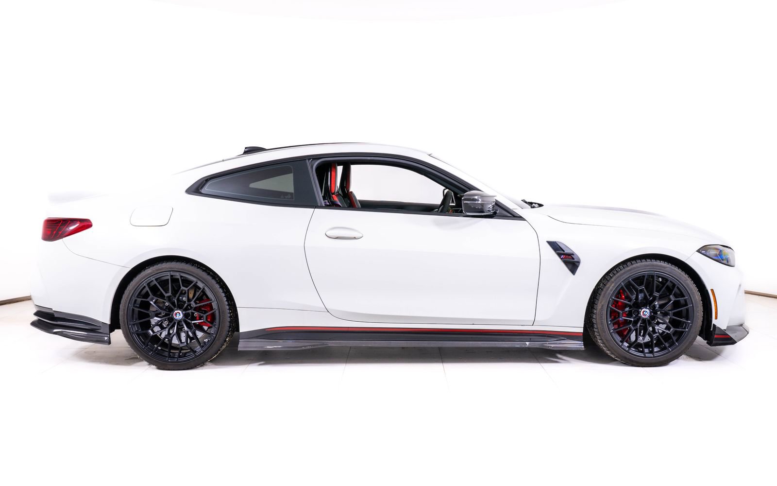 Used 2023 BMW M4 CSL image 6