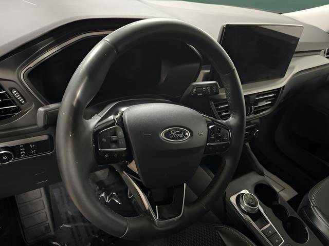 Used 2024 Ford Escape SE image 17
