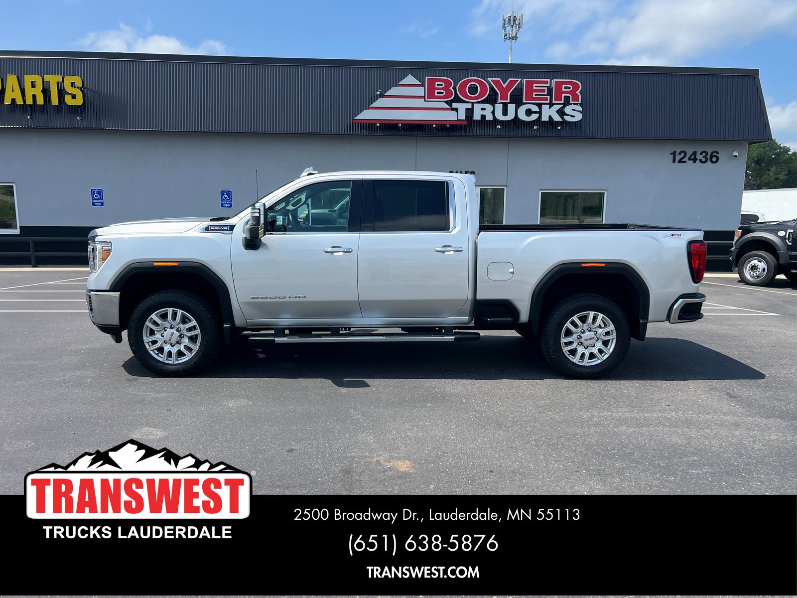 Used 2021 GMC Sierra 2500 SLT w/ SLT Premium Package image 8