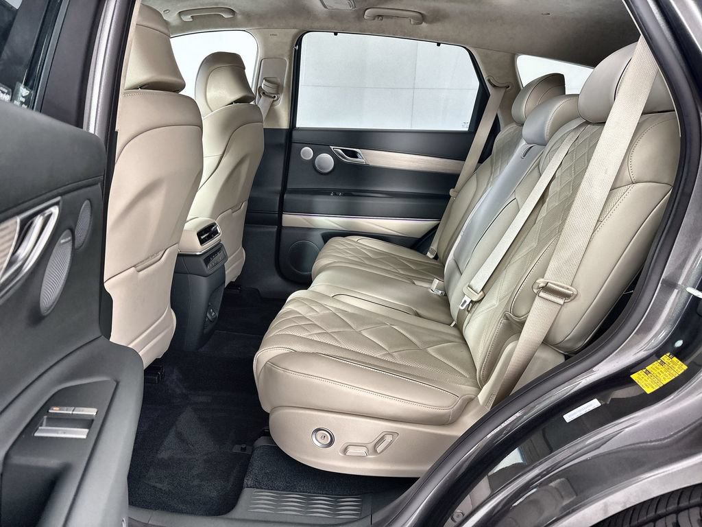 Used 2025 Genesis GV80 3.5T Prestige AWD/4WD image 25