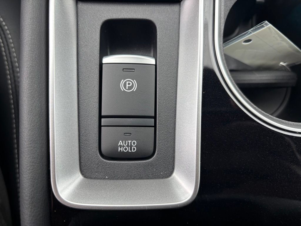 Certified 2025 Nissan Altima 2.5 SL FWD image 11