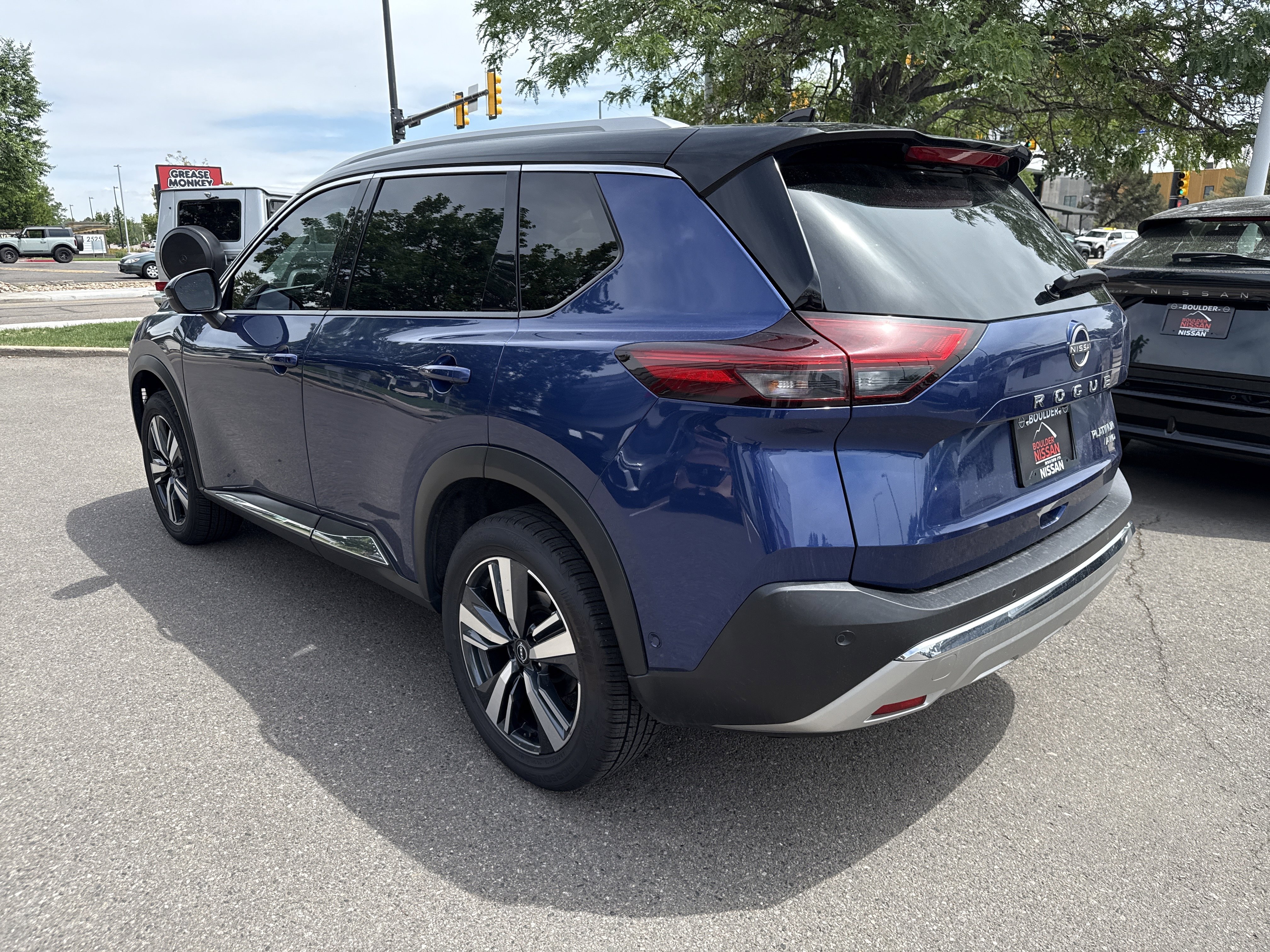 Certified 2023 Nissan Rogue Platinum w/ Platinum Premium Package AWD/4WD image 7