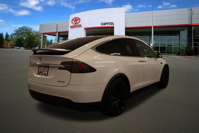 Used 2018 Tesla Model X P100D image 2