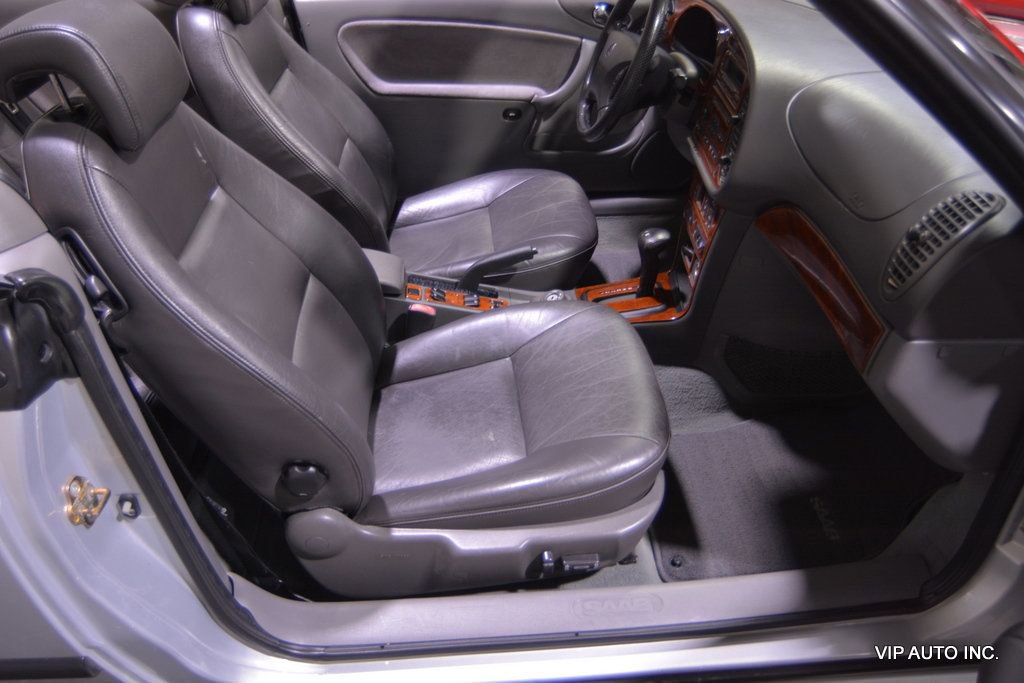 Used 2001 Saab 9-3 SE image 27