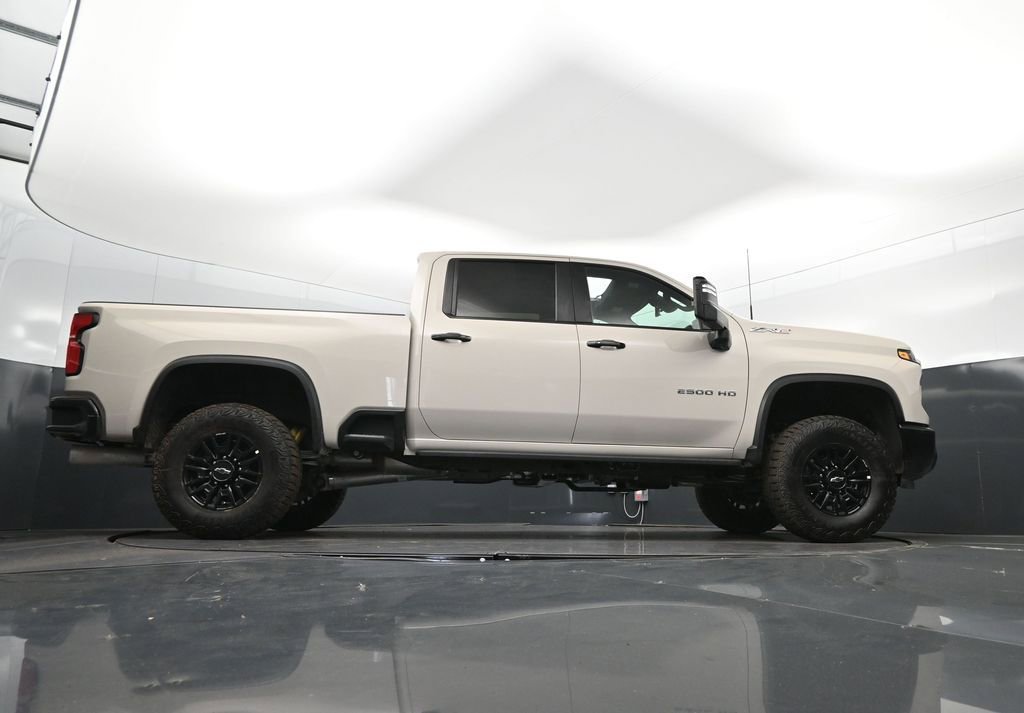 New 2026 Chevrolet Silverado 2500 ZR2 image 47