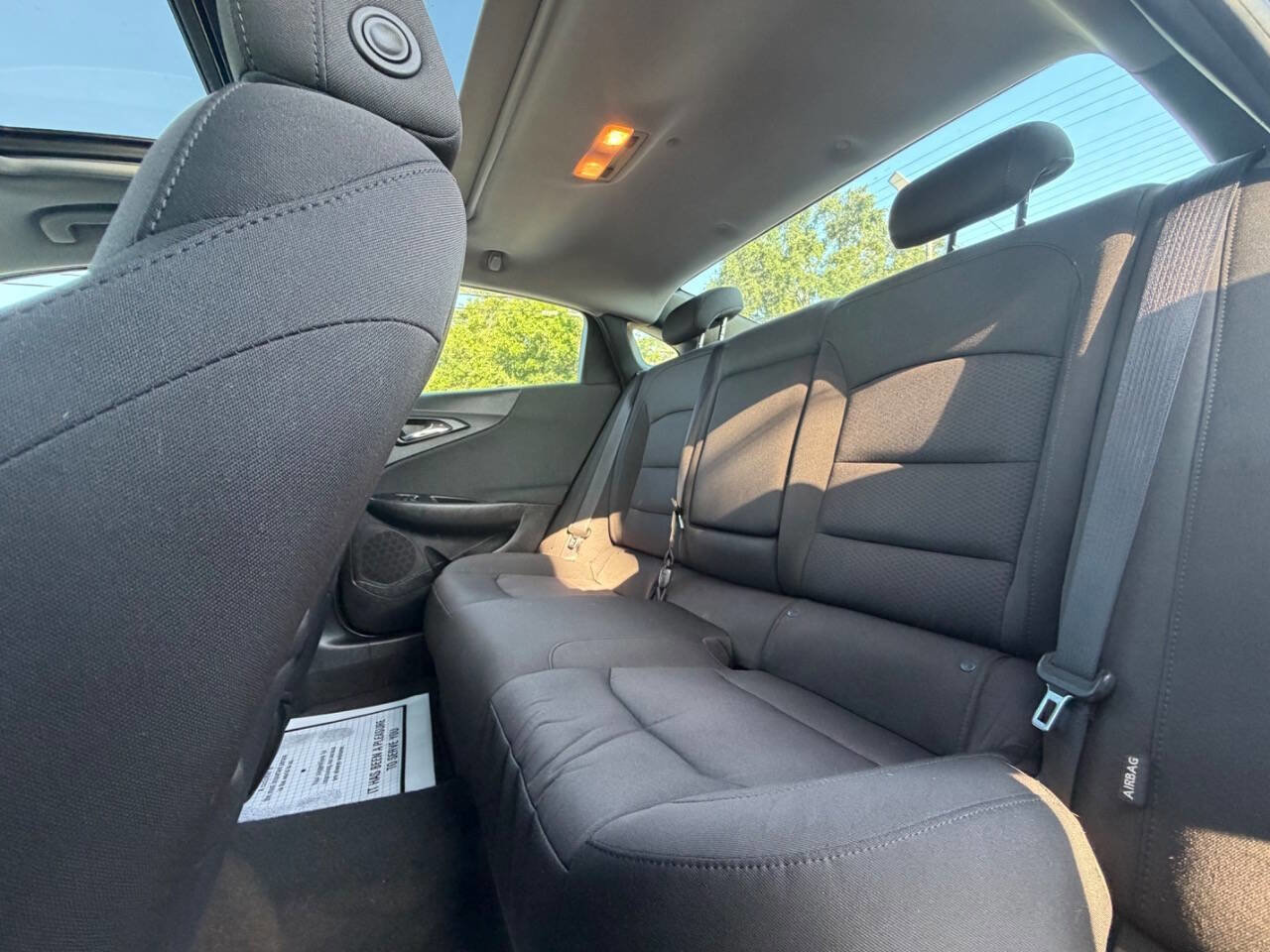 Used 2018 Chevrolet Malibu LT FWD image 15