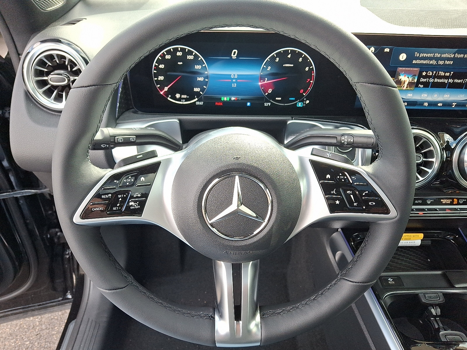 New 2026 Mercedes-Benz GLB 250 4MATIC image 17