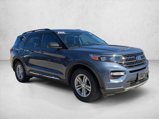 Used 2021 Ford Explorer XLT w/ Equipment Group 202A image 3