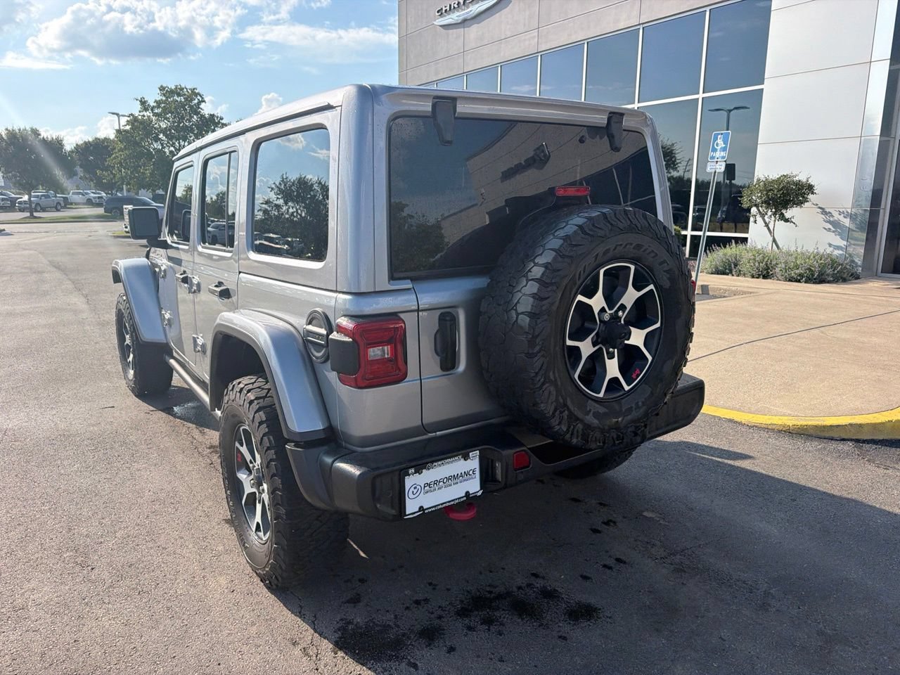 Used 2021 Jeep Wrangler Unlimited Rubicon AWD/4WD image 7