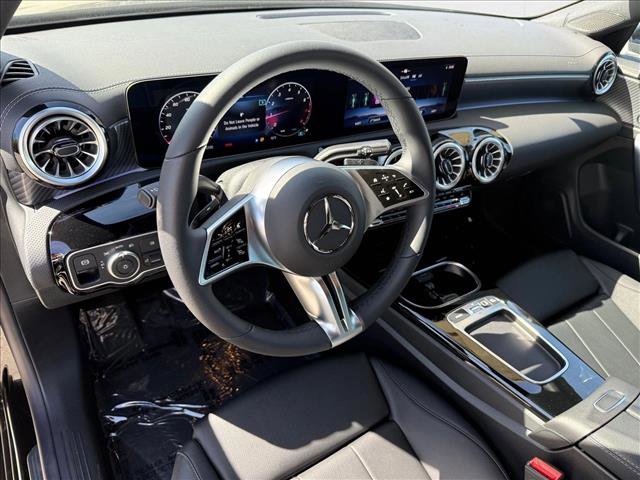 New 2025 Mercedes-Benz CLA 250 4MATIC image 3