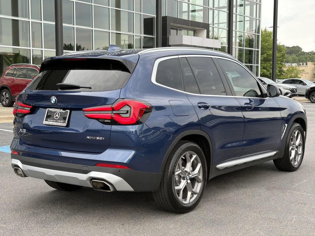 Used 2023 BMW X3 xDrive30i w/ Premium Package AWD/4WD image 3