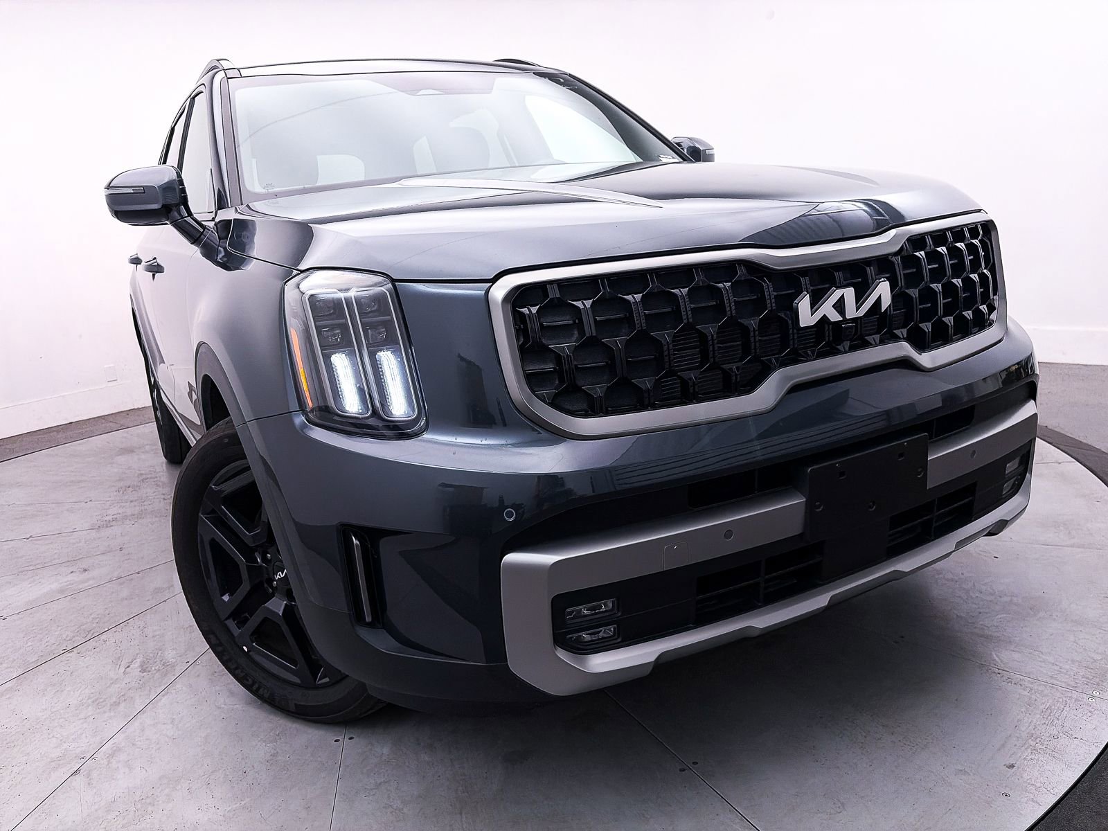 Used 2023 Kia Telluride SX Prestige X-Line image 9