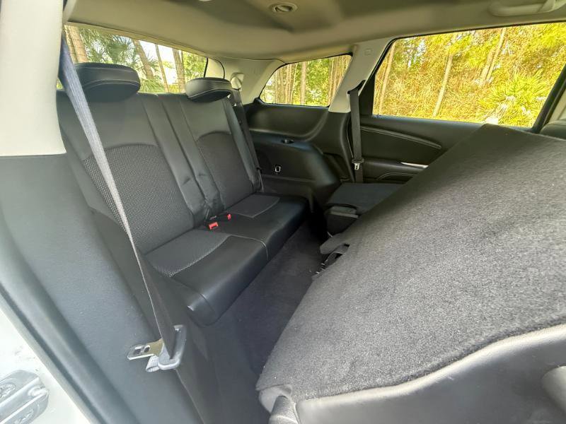 Used 2015 Dodge Journey Crossroad w/ Flexible Seating Group FWD image 14
