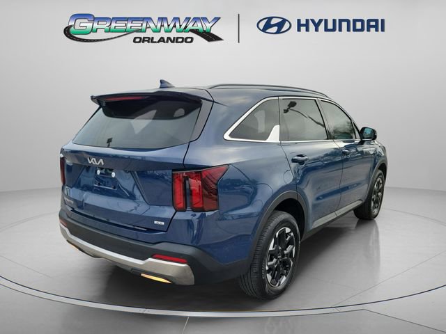 Used 2025 Kia Sorento S AWD/4WD image 4