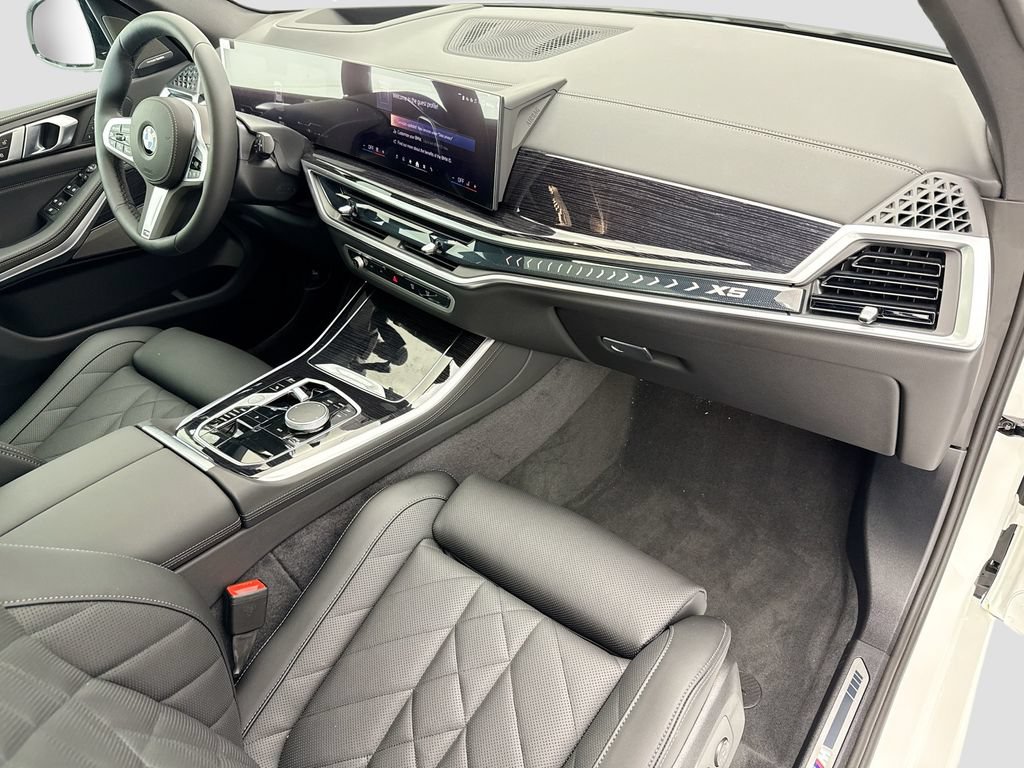 New 2026 BMW X5 sDrive40i w/ M Sport Package RWD image 16