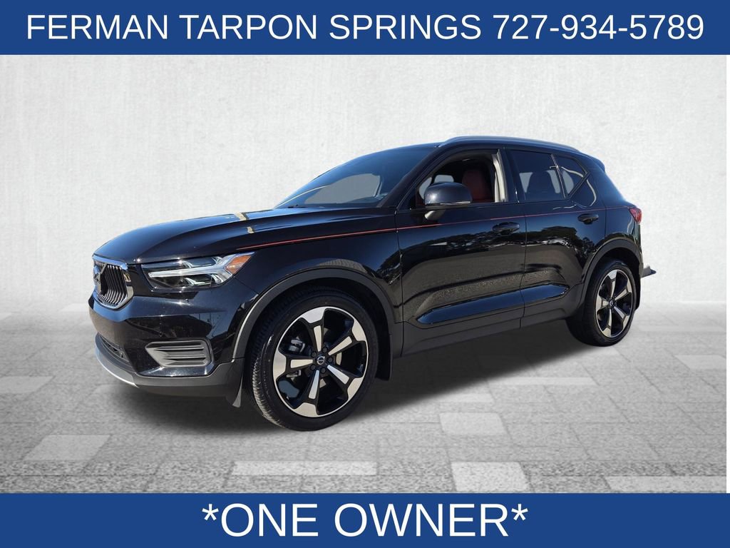 Used 2020 Volvo XC40 T5 Momentum w/ Premium Package image 4