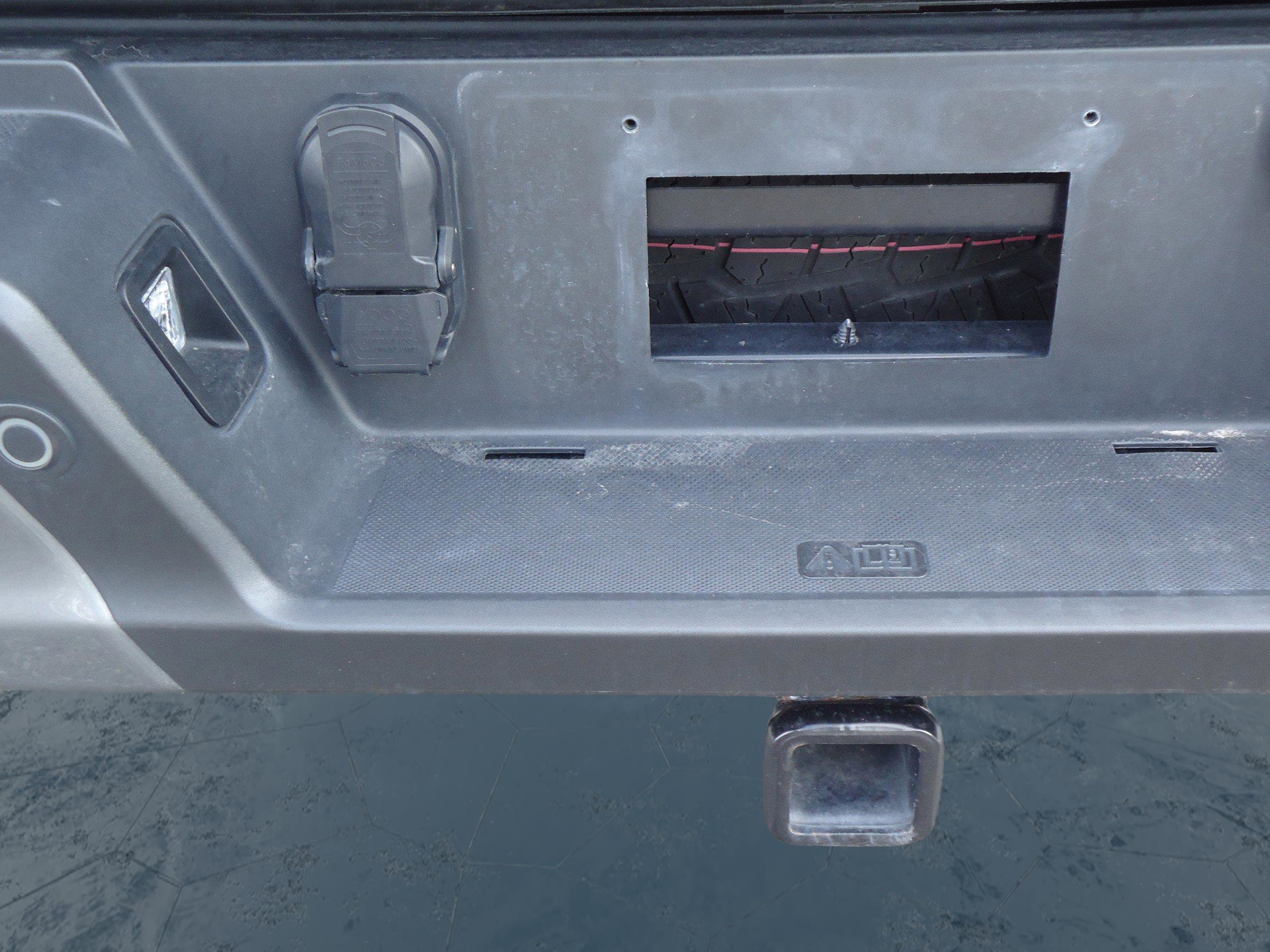 Used 2023 Ford F150 Lariat w/ Equipment Group 502A High image 10