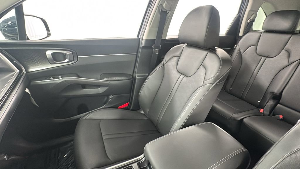 New 2026 Kia Sorento EX image 13