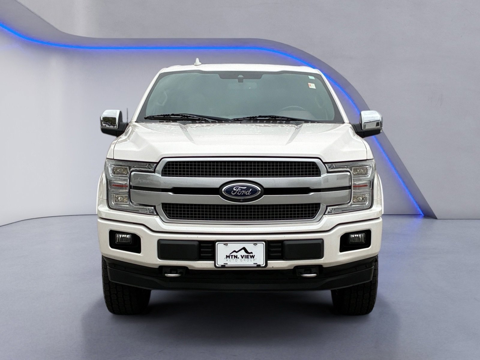 Used 2018 Ford F150 Platinum w/ Equipment Group 701A Luxury AWD/4WD image 8