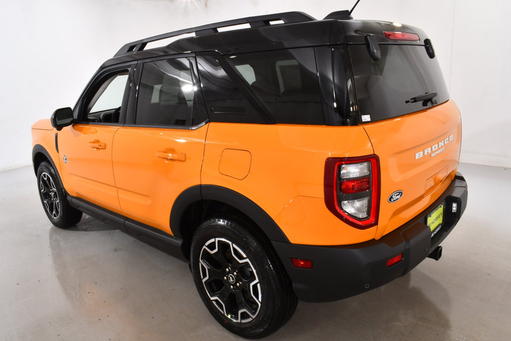 New 2026 Ford Bronco Sport Outer Banks w/ Outer Banks Tech Package+ AWD/4WD image 15