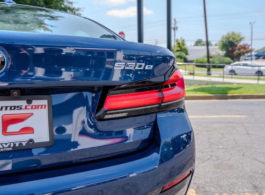 Used 2023 BMW 530e w/ M Sport Package RWD image 29