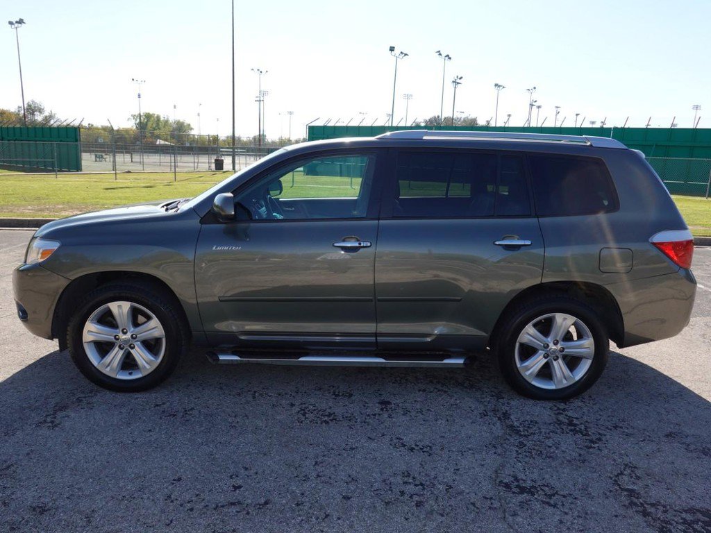 Used 2010 Toyota Highlander Limited image 4