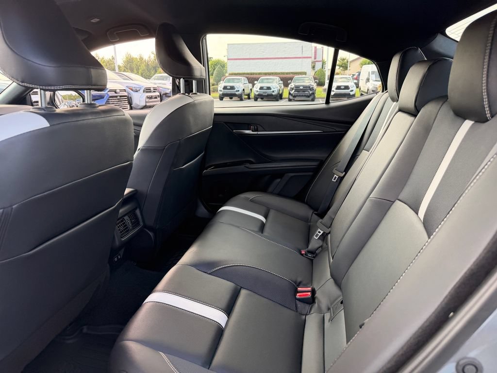 Certified 2025 Toyota Camry SE w/ Convenience Package FWD image 6